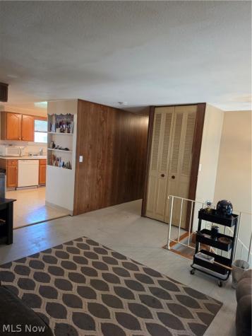 3992 W 176th Street Cleveland OH 44111