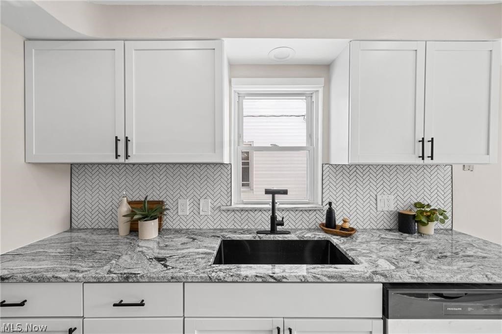 4226 Okalona Road South Euclid OH 44121