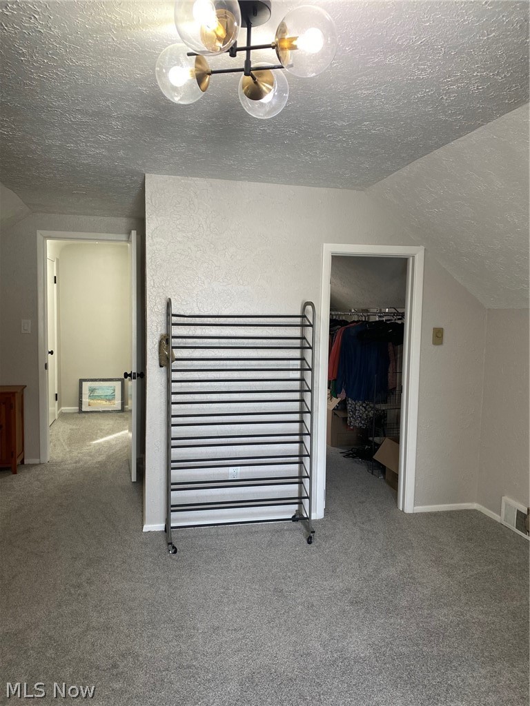 4226 Okalona Road South Euclid OH 44121