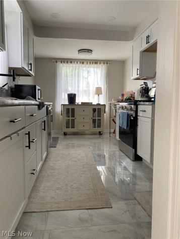 4226 Okalona Road South Euclid OH 44121