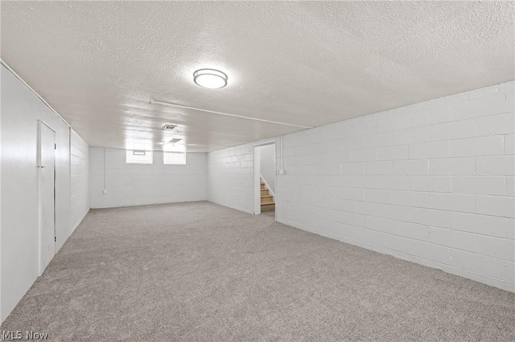 4226 Okalona Road South Euclid OH 44121