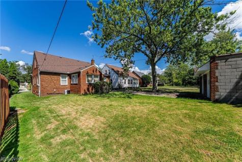 4226 Okalona Road South Euclid OH 44121