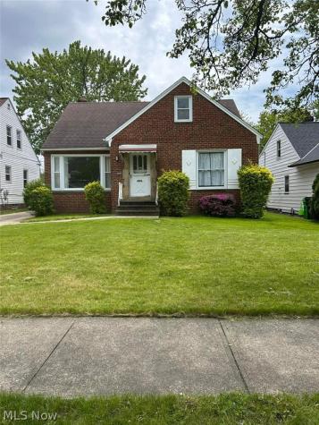 4226 Okalona Road South Euclid OH 44121