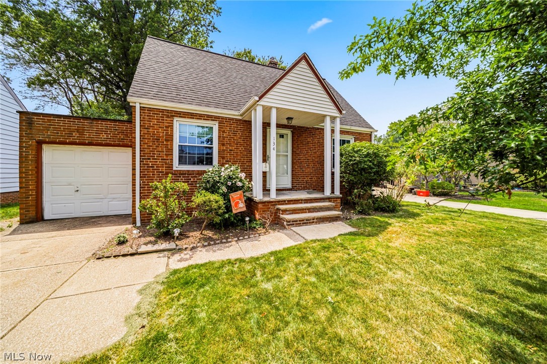 134 E 293rd Street Willowick OH 44095
