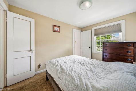 134 E 293rd Street Willowick OH 44095
