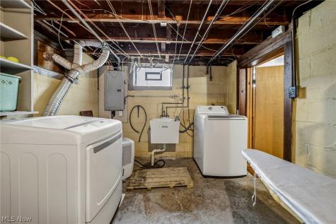 134 E 293rd Street Willowick OH 44095