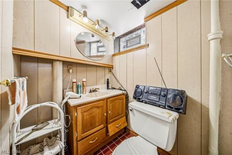 134 E 293rd Street Willowick OH 44095