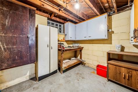 134 E 293rd Street Willowick OH 44095