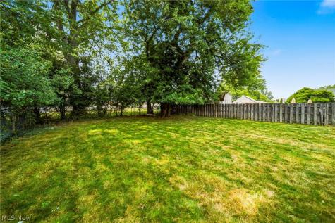 134 E 293rd Street Willowick OH 44095