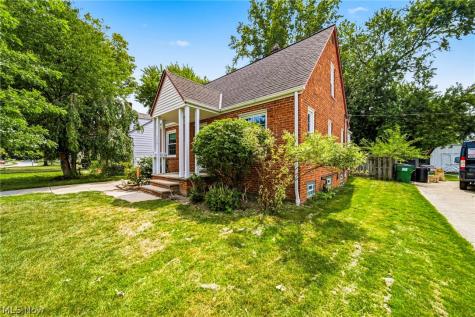 134 E 293rd Street Willowick OH 44095