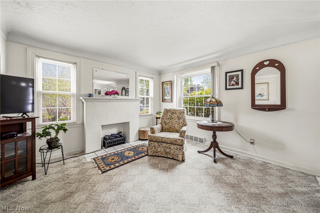 134 E 293rd Street Willowick OH 44095