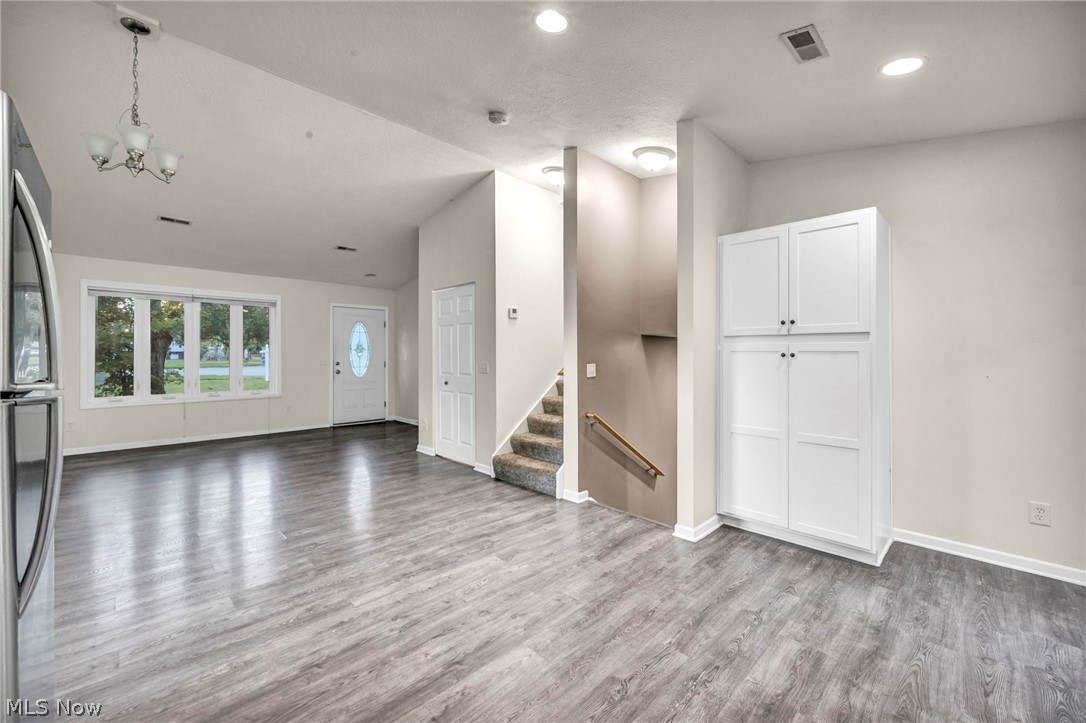209 Oakwood Lane Seville OH 44273