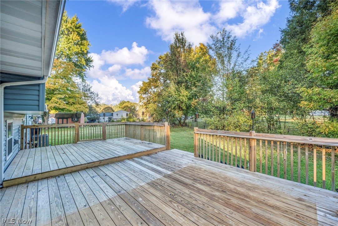 209 Oakwood Lane Seville OH 44273
