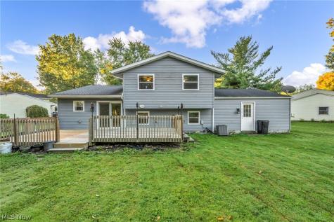 209 Oakwood Lane Seville OH 44273