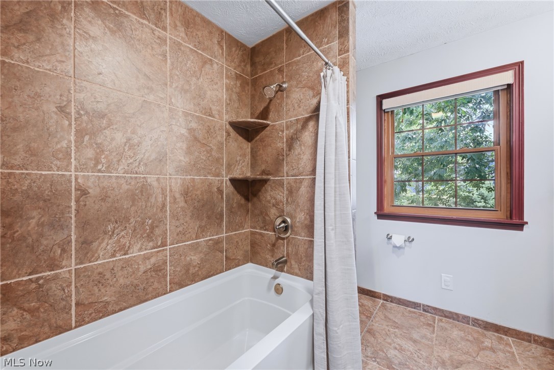 7645 Locust Lane Poland OH 44514