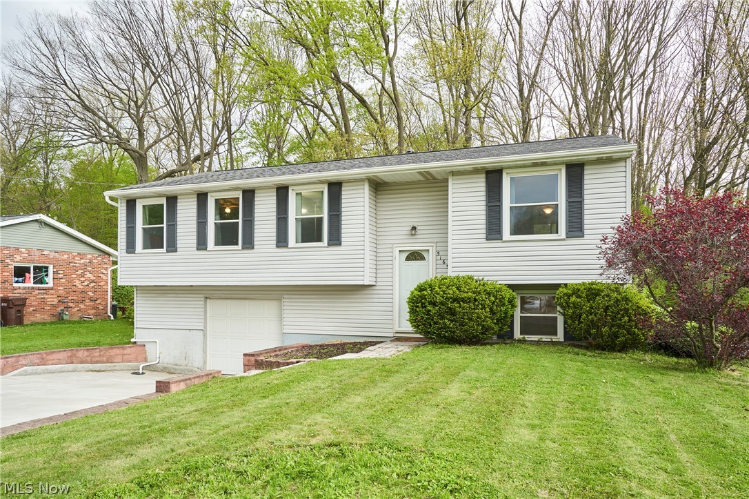 5165 Fawn Drive New Franklin OH 44319
