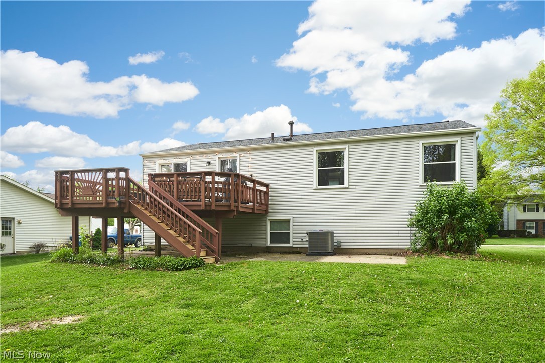 5165 Fawn Drive New Franklin OH 44319