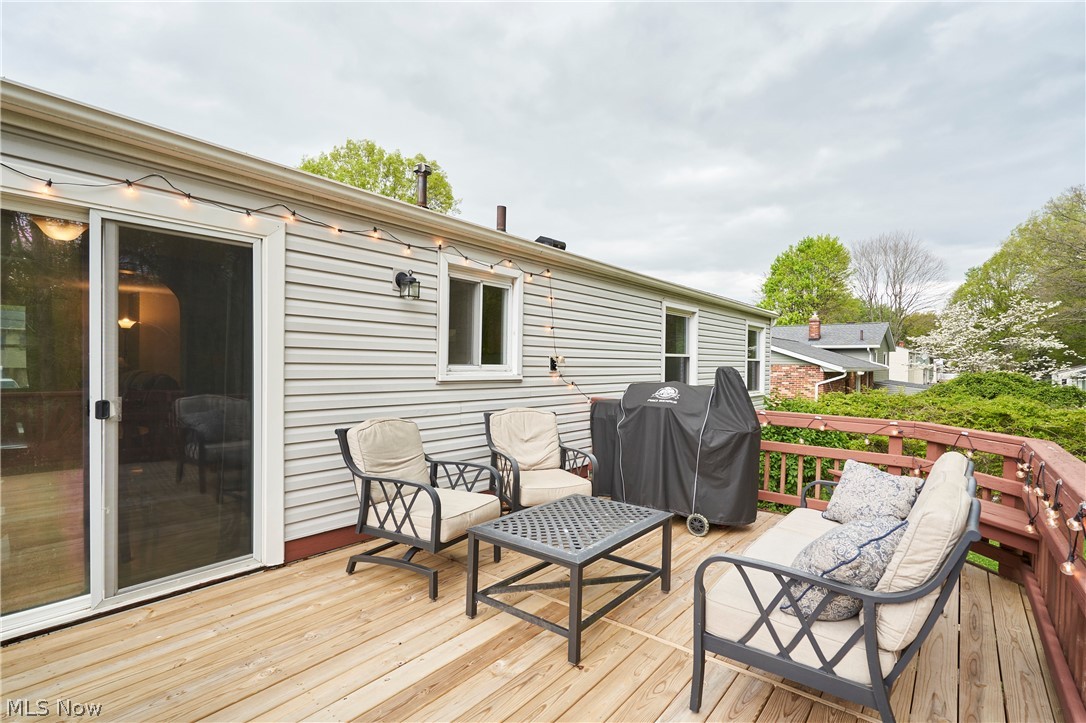 5165 Fawn Drive New Franklin OH 44319
