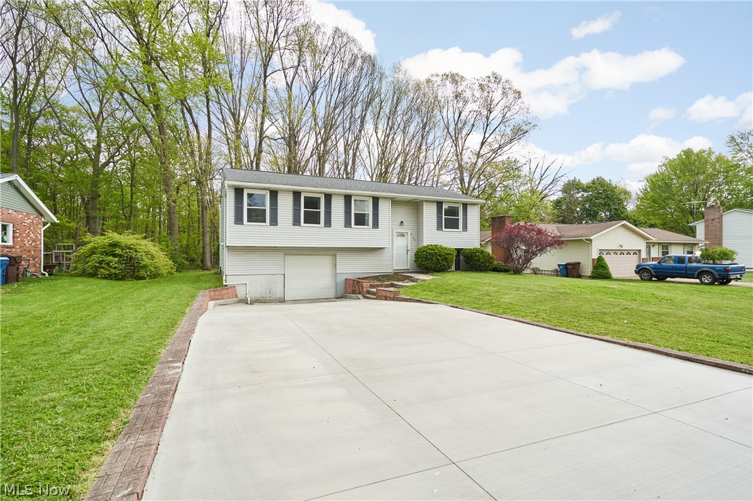 5165 Fawn Drive New Franklin OH 44319