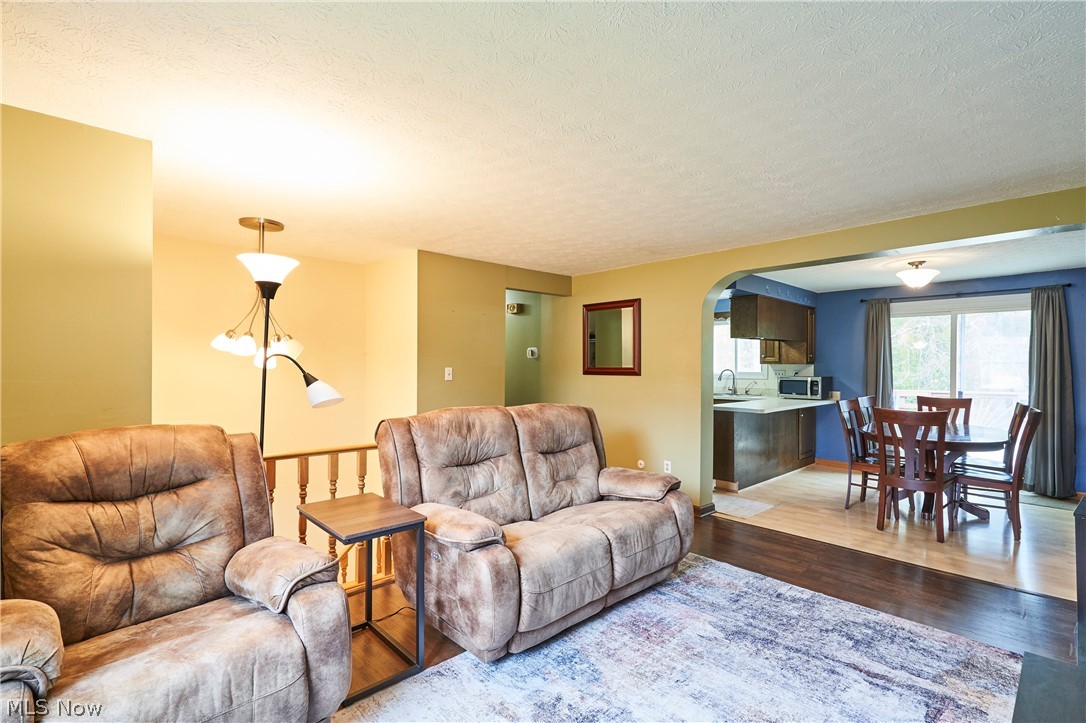 5165 Fawn Drive New Franklin OH 44319
