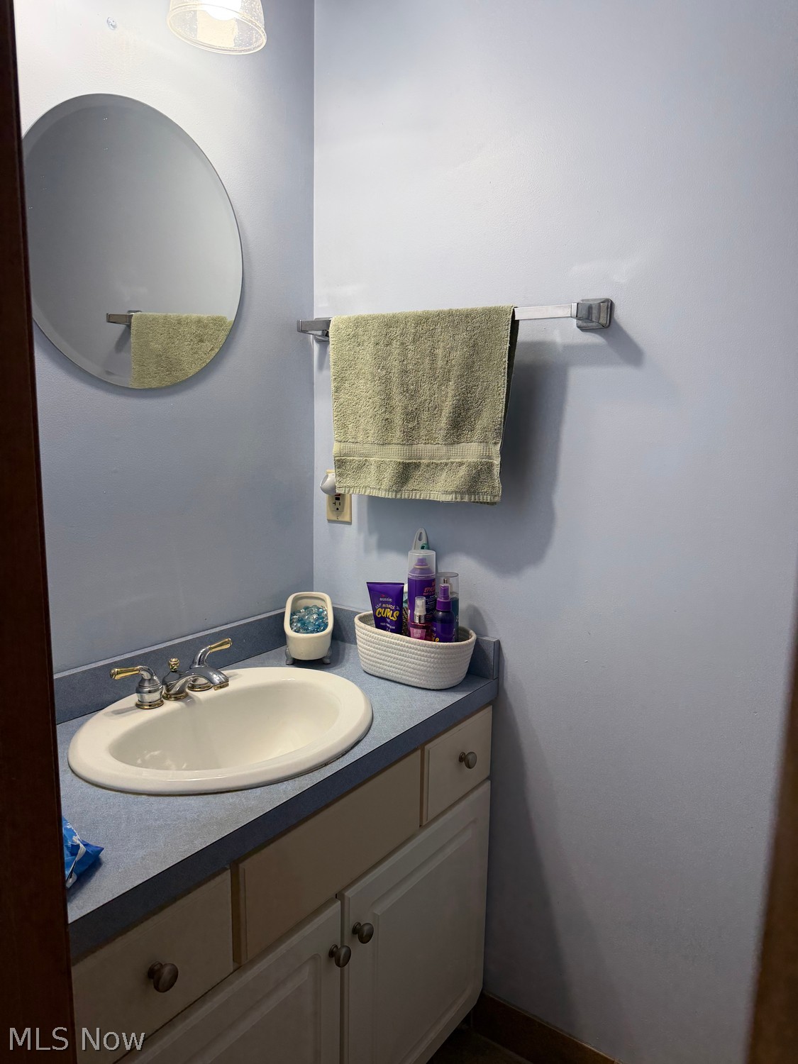 121 Cumberland Court Elyria OH 44035