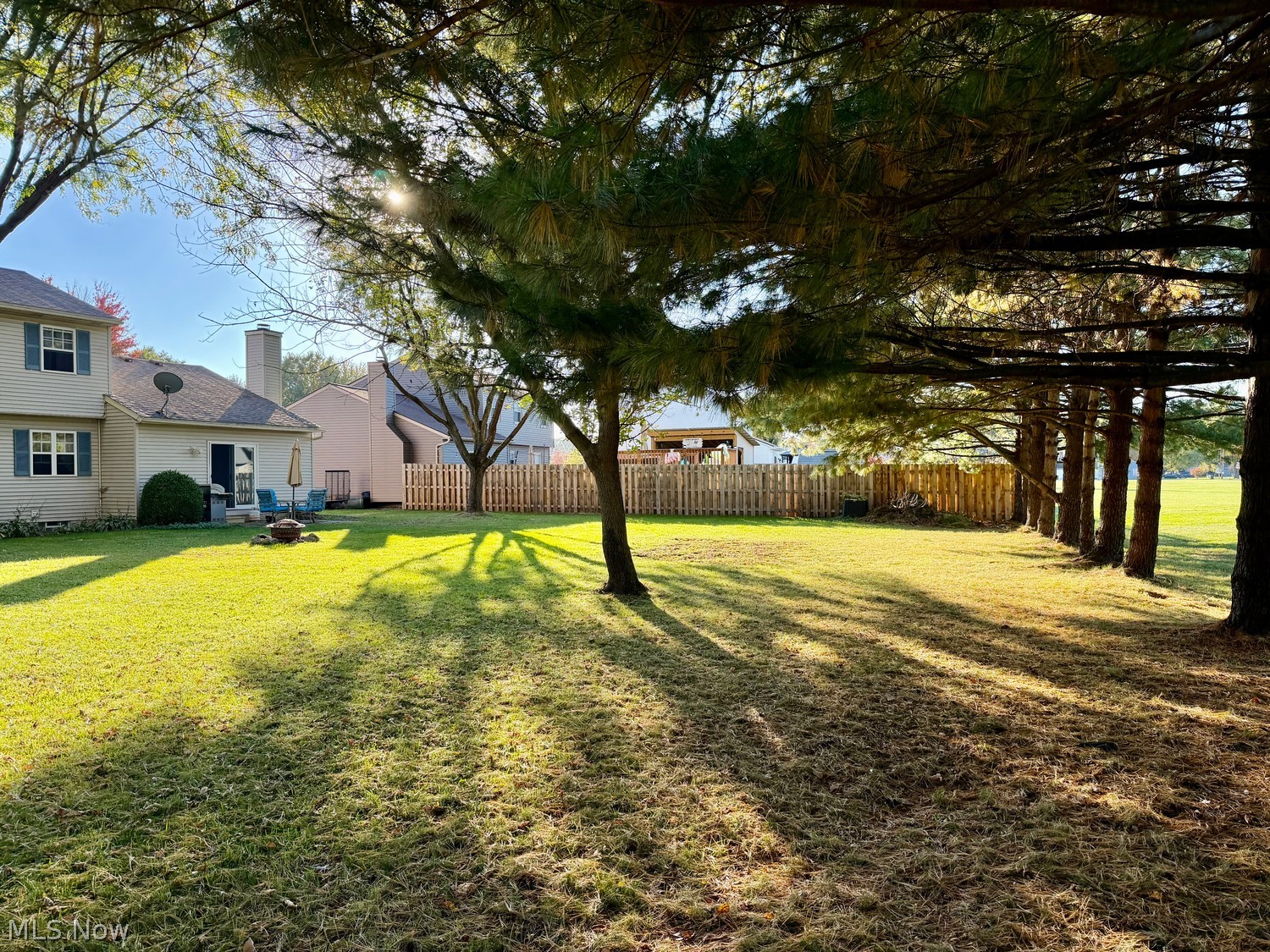 121 Cumberland Court Elyria OH 44035