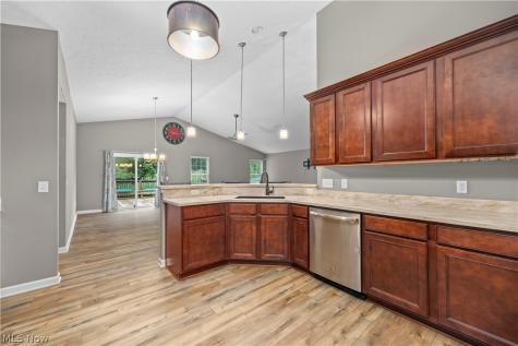3502 Astor Lane Lorain OH 44053