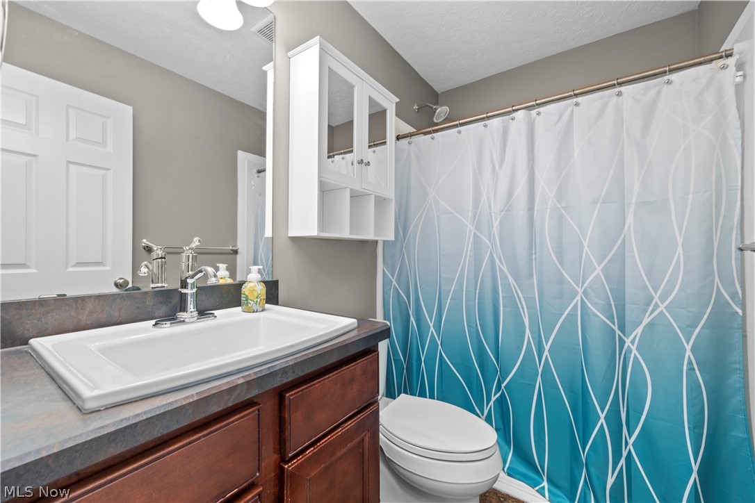 3502 Astor Lane Lorain OH 44053