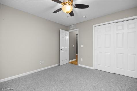 3502 Astor Lane Lorain OH 44053