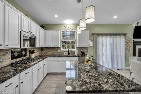 10342 Townley Court Aurora OH 44202