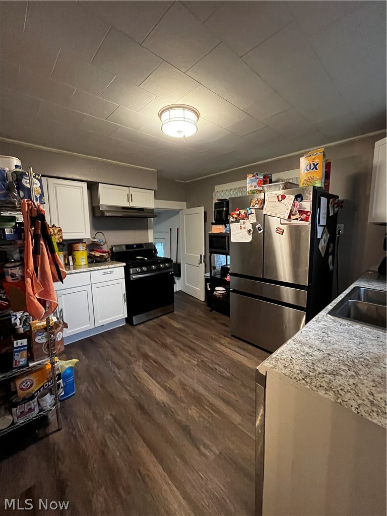 2710 Colburn Avenue Cleveland OH 44109