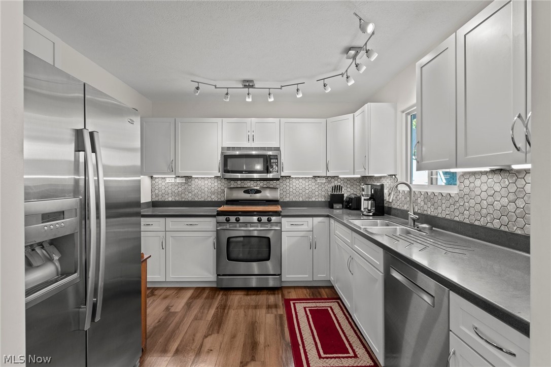 427 Brian Drive Tallmadge OH 44278