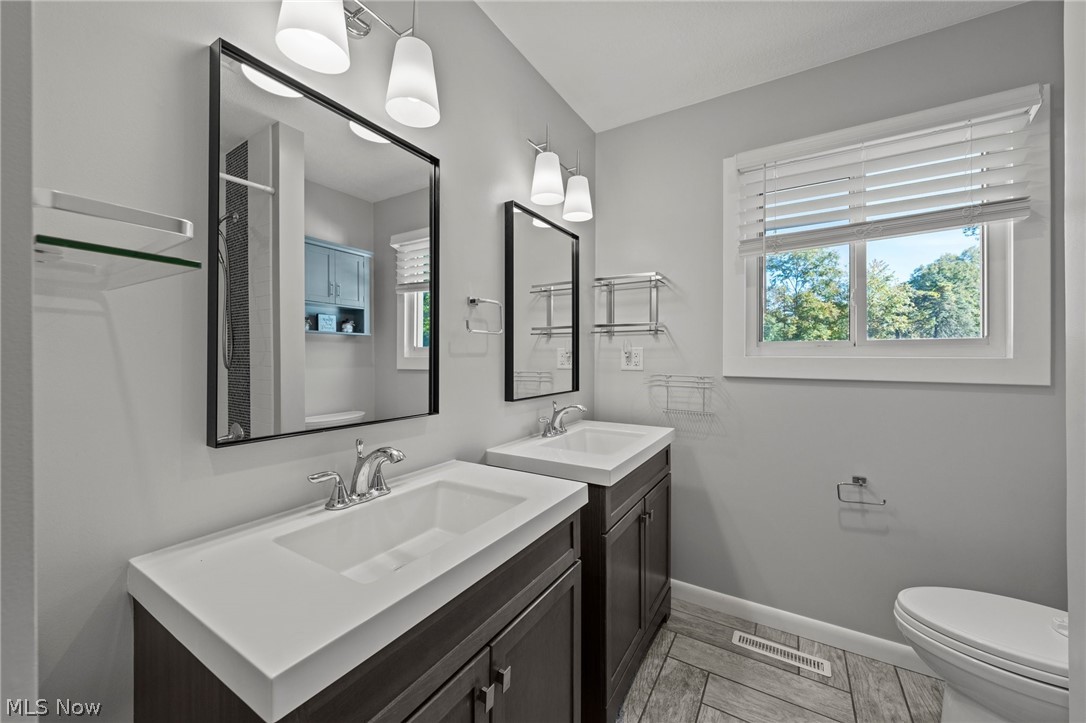 427 Brian Drive Tallmadge OH 44278