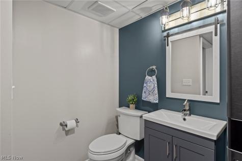 427 Brian Drive Tallmadge OH 44278