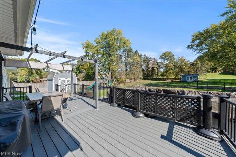 427 Brian Drive Tallmadge OH 44278