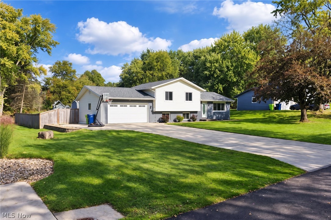427 Brian Drive Tallmadge OH 44278