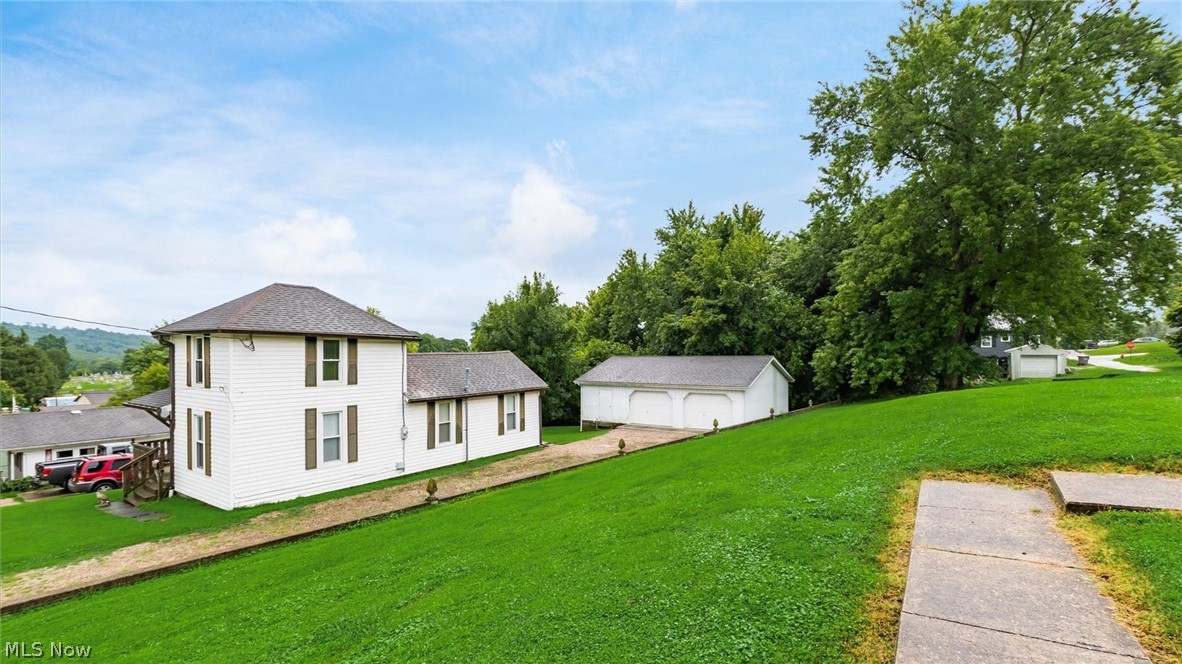 227 Race Street Roseville OH 43777