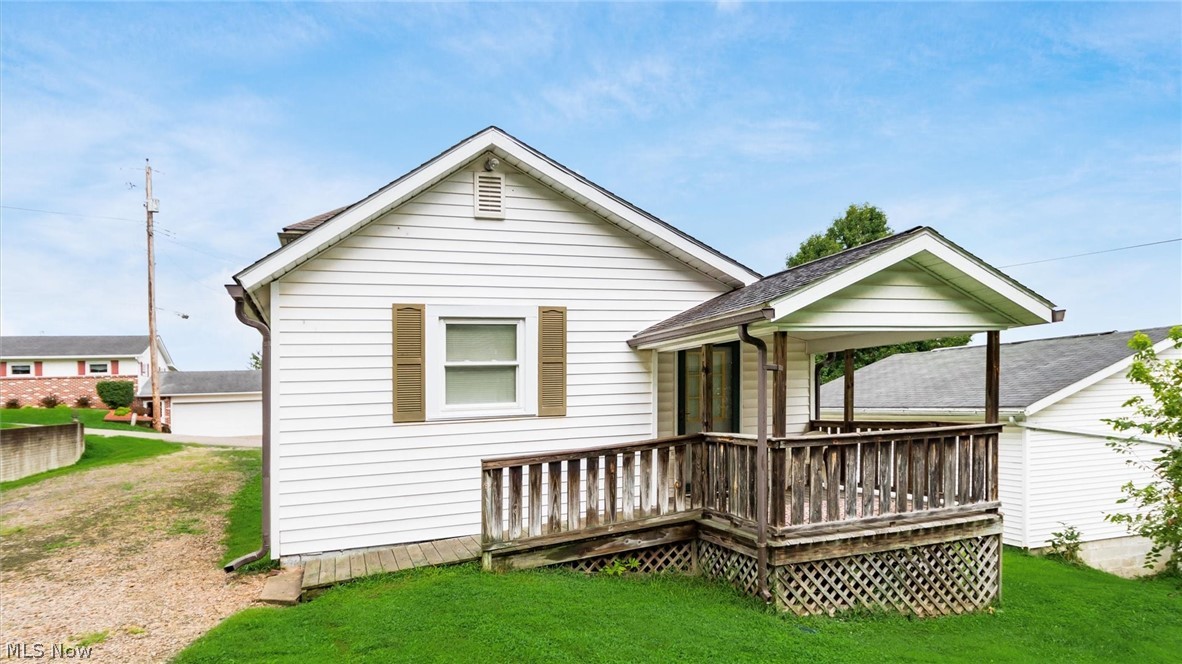 227 Race Street Roseville OH 43777