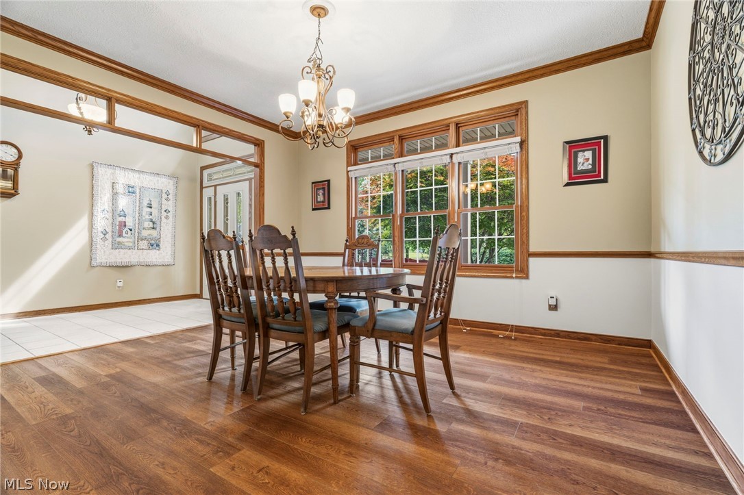 6442 Meadowsweet Avenue NW Canton OH 44718
