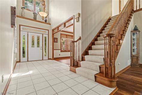 6442 Meadowsweet Avenue NW Canton OH 44718