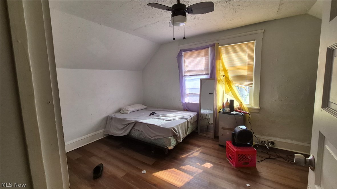2048 W 105th Street Cleveland OH 44102
