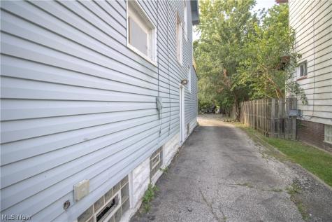 12707 Harvard Avenue Cleveland OH 44105