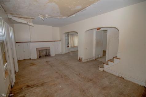 12707 Harvard Avenue Cleveland OH 44105