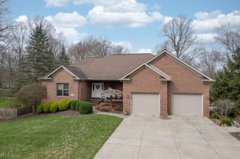 1044 Ledgebrook Drive Tallmadge OH 44278