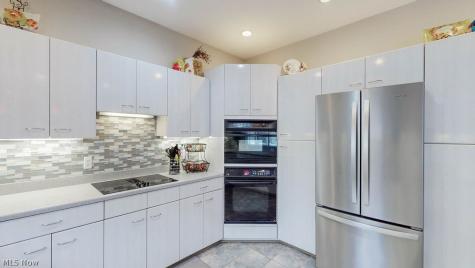 1044 Ledgebrook Drive Tallmadge OH 44278