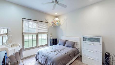 1044 Ledgebrook Drive Tallmadge OH 44278