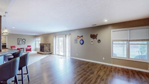 1044 Ledgebrook Drive Tallmadge OH 44278