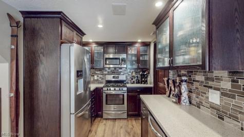 1044 Ledgebrook Drive Tallmadge OH 44278
