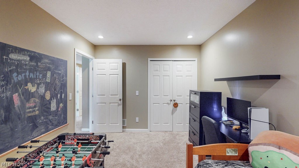 1044 Ledgebrook Drive Tallmadge OH 44278