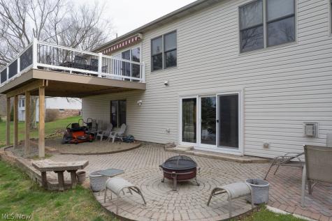 1044 Ledgebrook Drive Tallmadge OH 44278